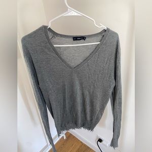 Grey frayed sleeve knit Zara v neck